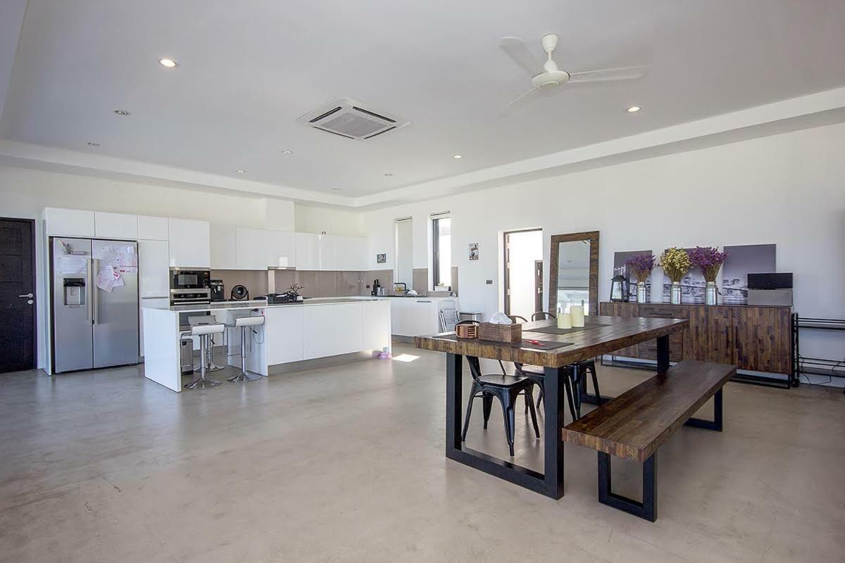 Wogan House - The Best Of Luxury Pool Villa HHQ Exterior photo